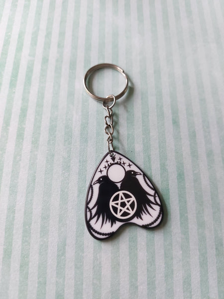 planchette keyring - pentagram & ravens 