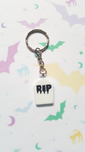 "RIP" gravestone keyring