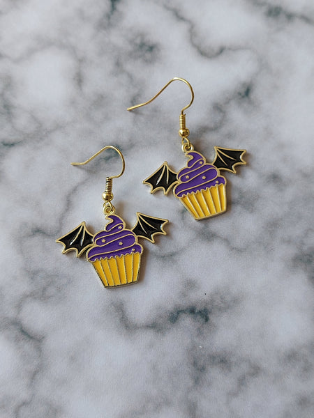 bat wing cupcake earrings (gold plated) 