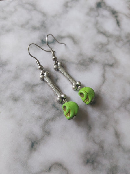 skull & bone earrings - green