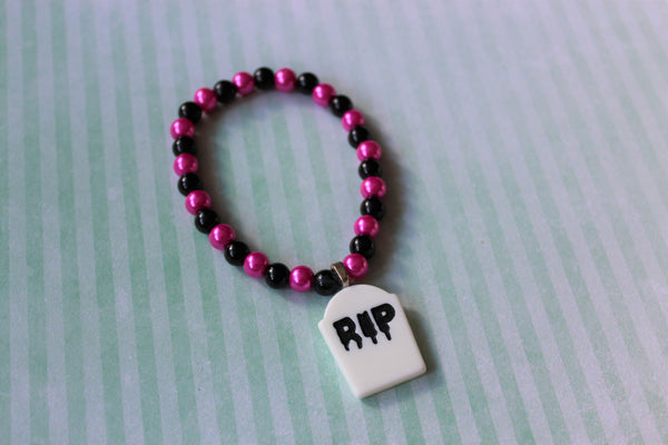 beaded gravestone bracelet - pink 